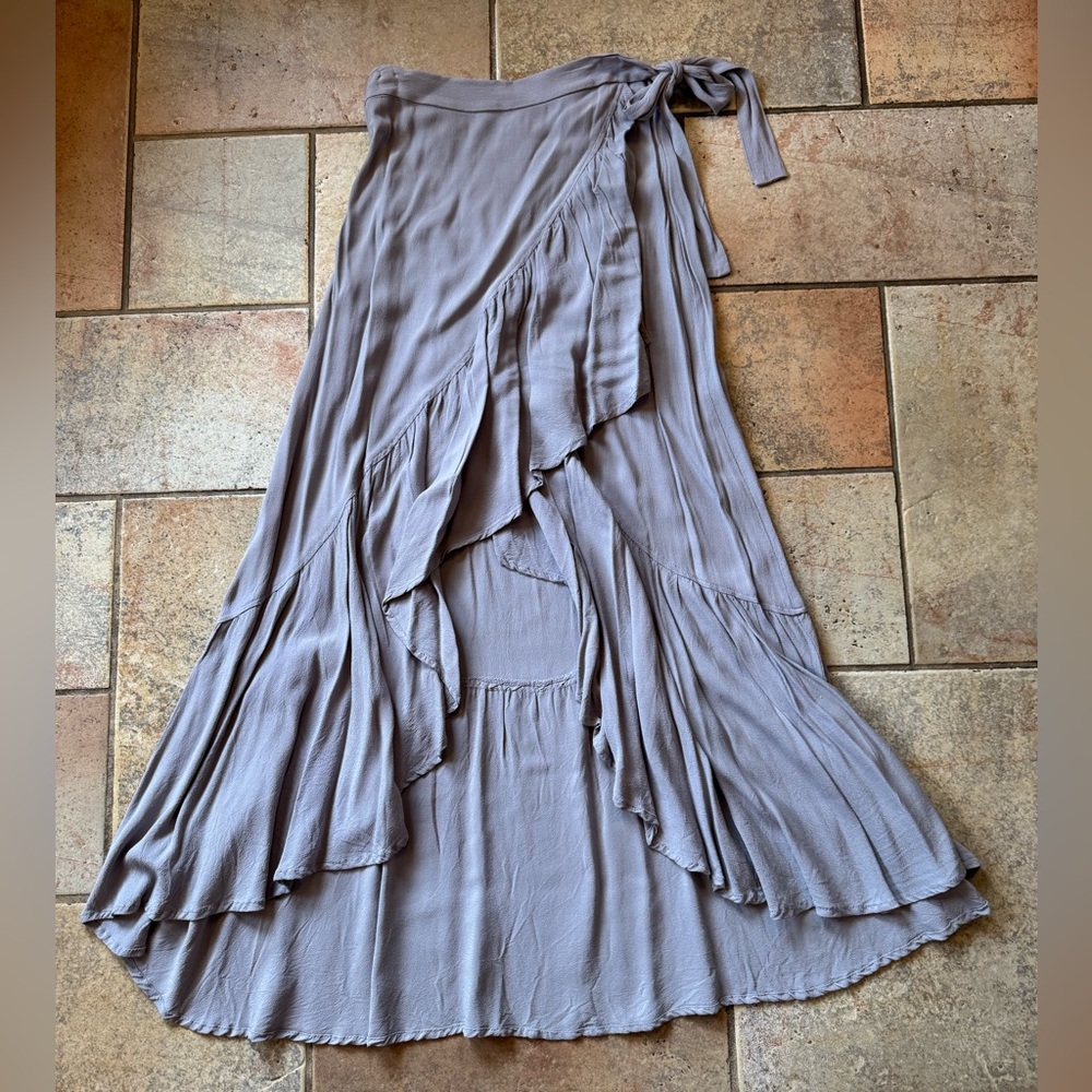 H&M Light Gray Ruffle Wrap Tie High Waisted Long Maxi Skirt Size 4